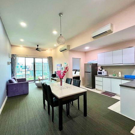Capital O 90987 The Loft Residences Homestay @ Imago Shopping Mall 2 Kampong Sembulan Luaran gambar