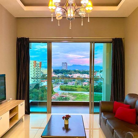 Capital O 90987 The Loft Residences Homestay @ Imago Shopping Mall 2 Kampong Sembulan Luaran gambar