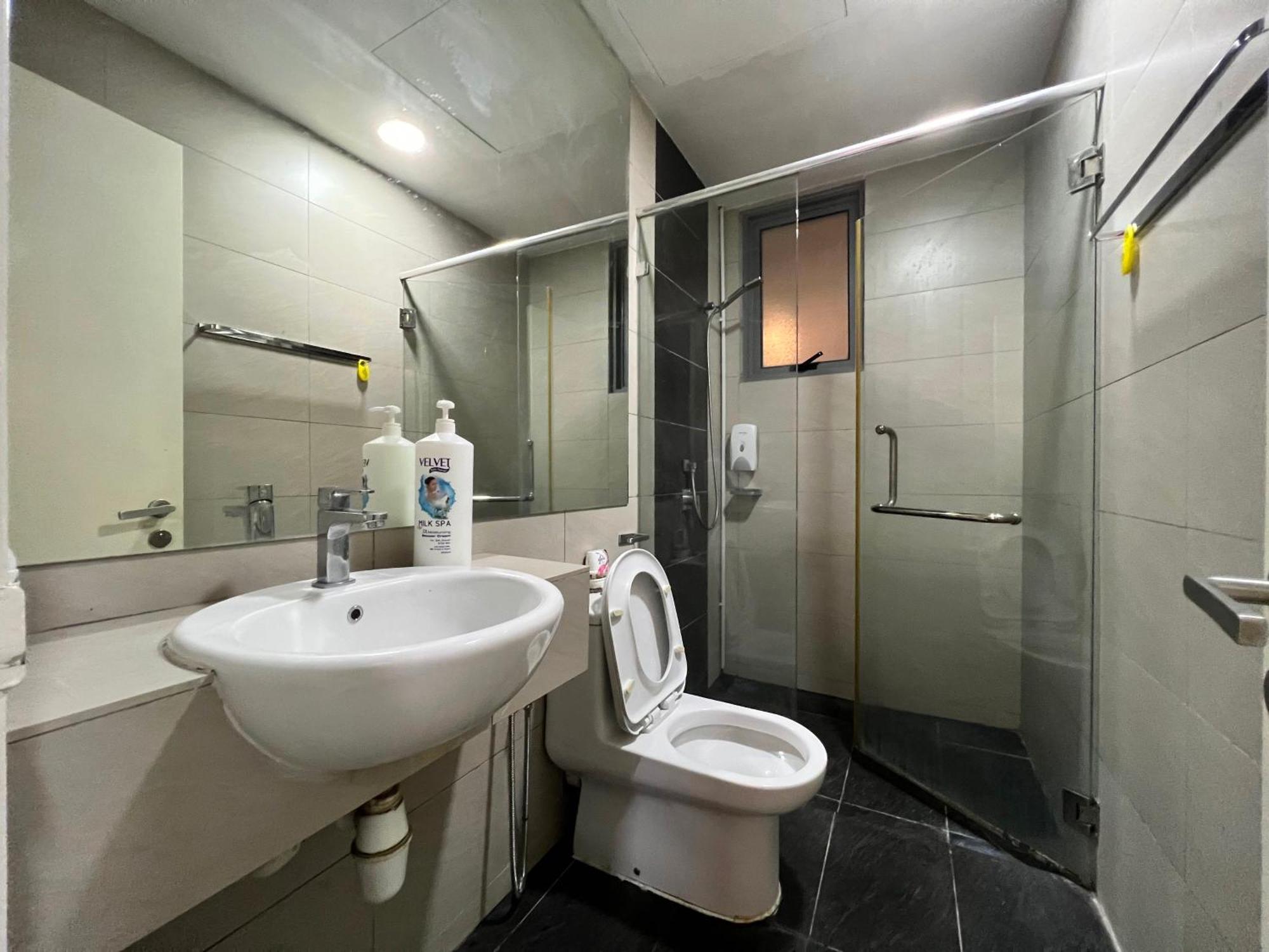 Capital O 90987 The Loft Residences Homestay @ Imago Shopping Mall 2 Kampong Sembulan Luaran gambar